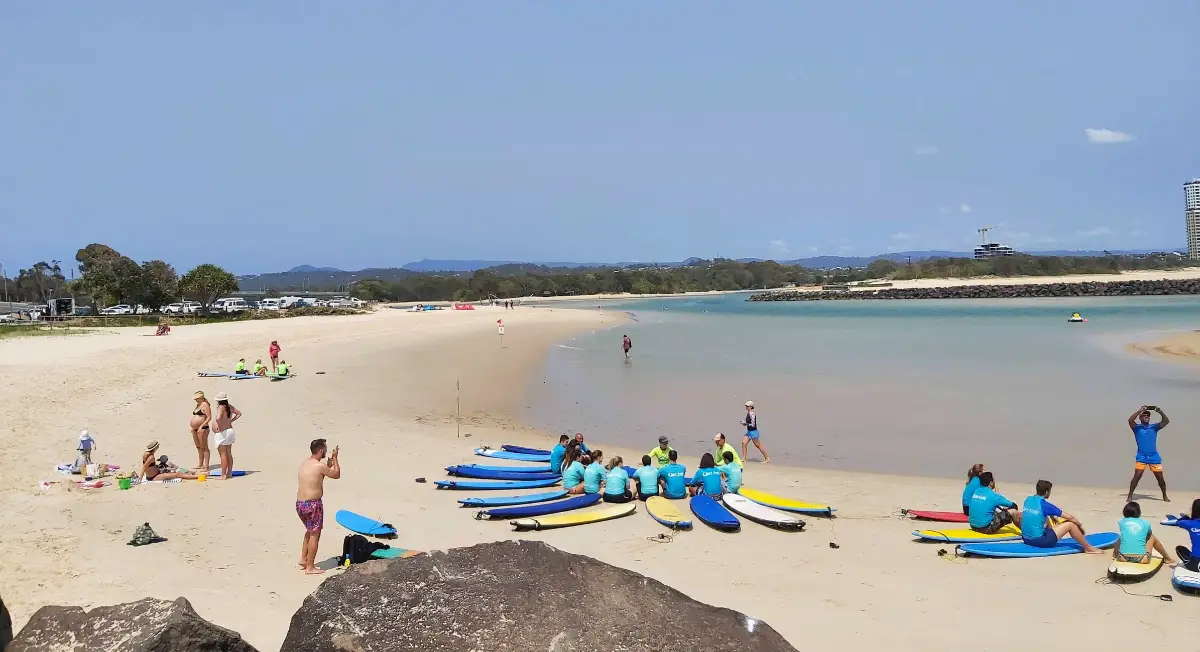 Currumbin Alley