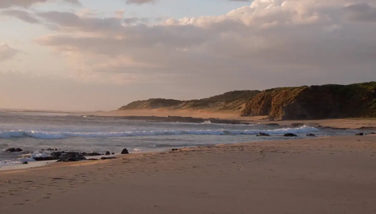 F Break beach